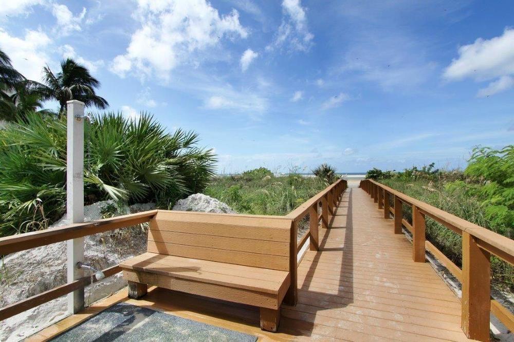 Gullwing Beach Resort Fort Myers Beach Extérieur photo